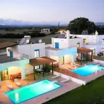 Willa Nerida Beachfront