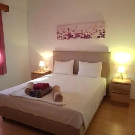Nerida Beachfront Vila *