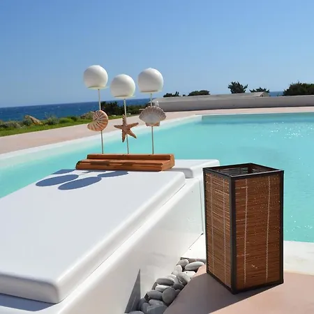 Villa Nerida Beachfront