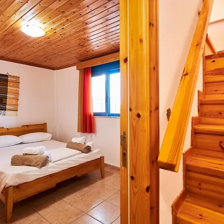 Nerida Beachfront Villa Plimíri