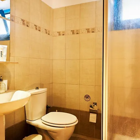 Nerida Beachfront Villa Plimíri