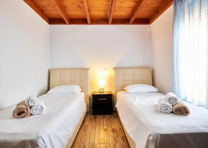 Nerida Beachfront Villas Villa *